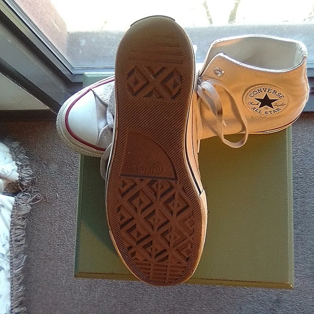 Converse White High-Top Athletic Shoes Classic Canvas - Picture 3 of 7